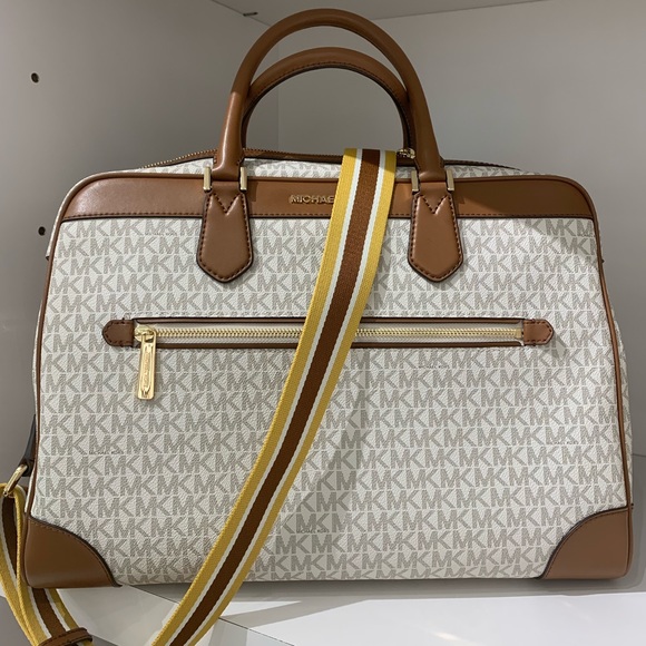 Last one 🎉New MK ✈️ Travel vanilla l - Picture 5 of 8